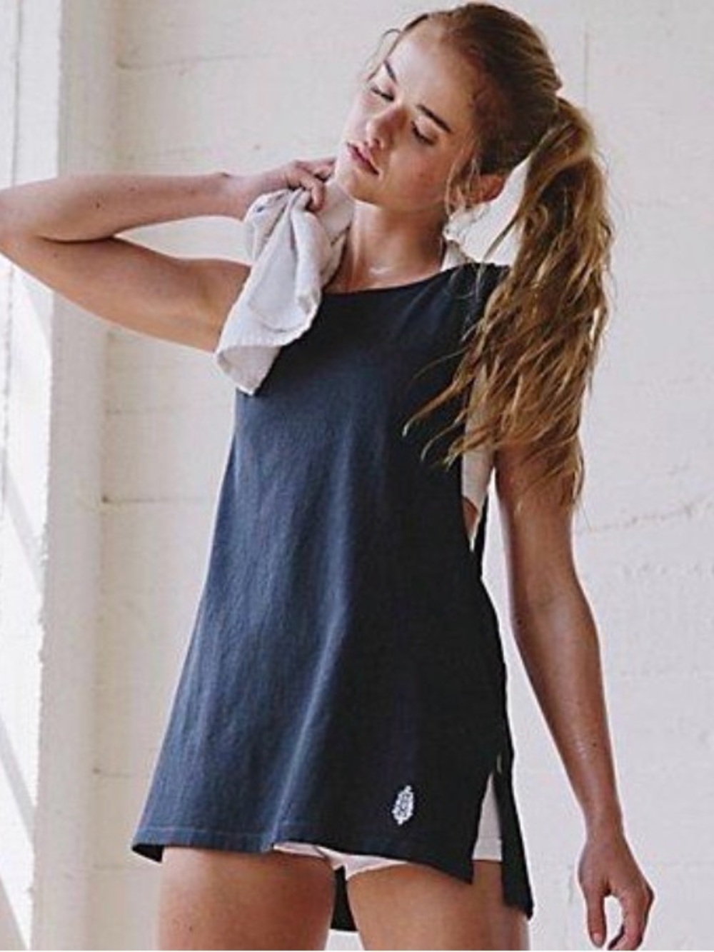 Free people Show off tunic. NWT. Black